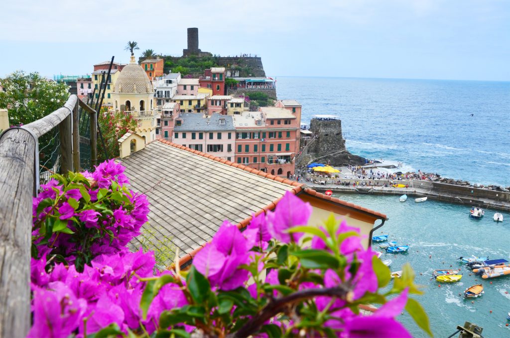 Cinque Terre - Vernazza - ideme na chodník, ale žiaľ zatvorené