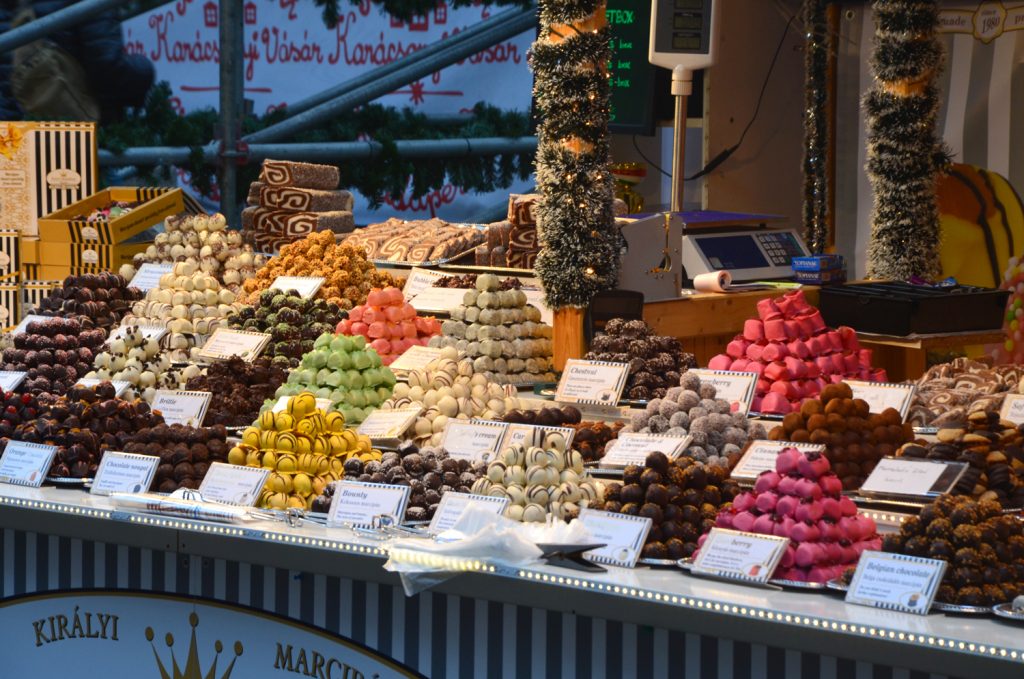 Vianočné trhy v Budapešti  - jedlo