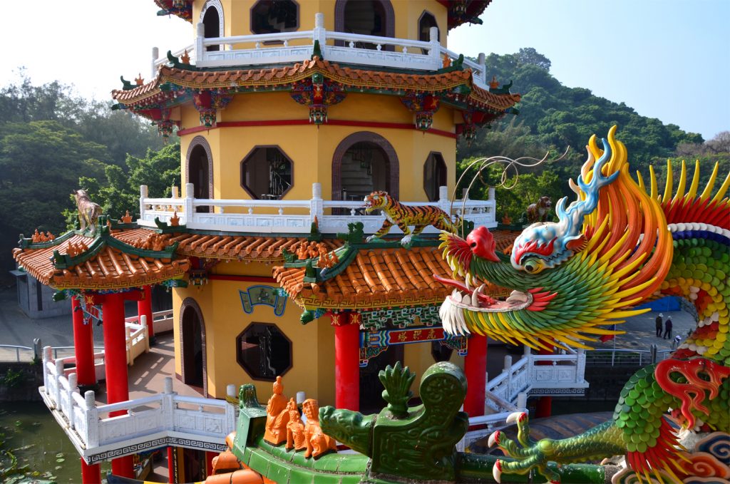 Kaohsiung - Dragon and Tiger Pagodas - Nádherná výzdoba