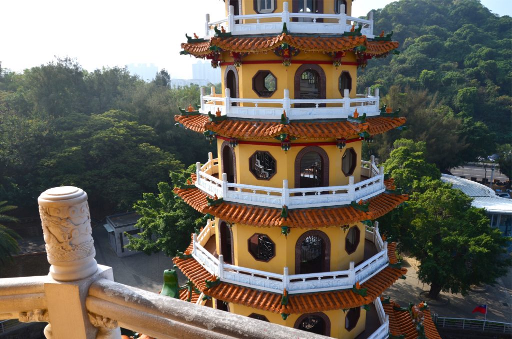Kaohsiung - Dragon and Tiger Pagodas - výhľad