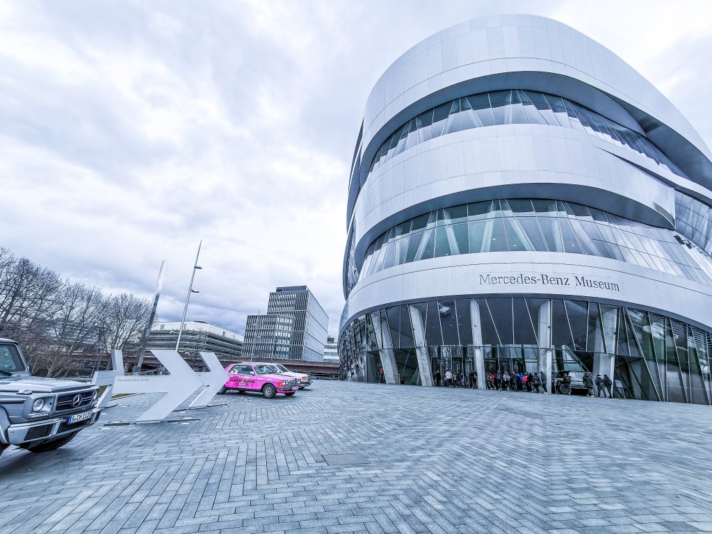 Stuttgart: Mercedes - Benz múzeum