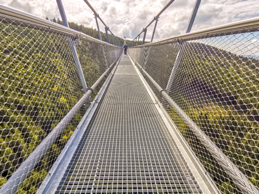 Dolní Morava - Šírka mosta je 1,2 metra