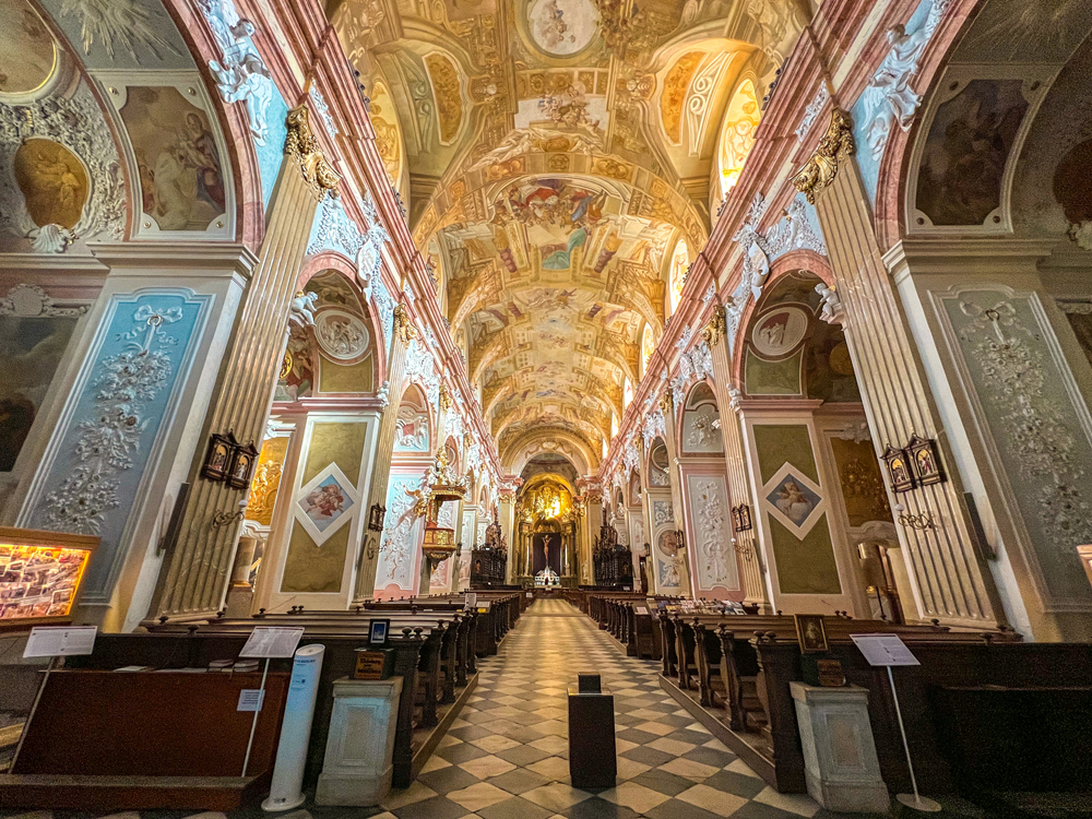 Bazilika Nanebovzatia Panny Márie a sv. Cyrila a Metoda