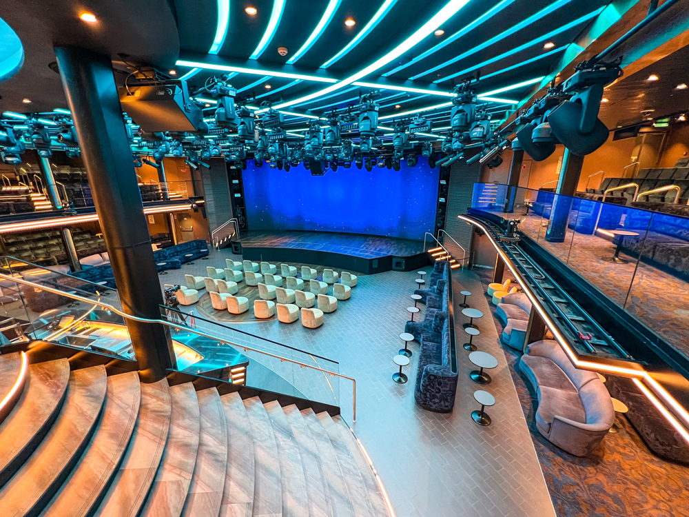 Plavba na výletnej lodi - Divadlo na lodi Costa Smeralda