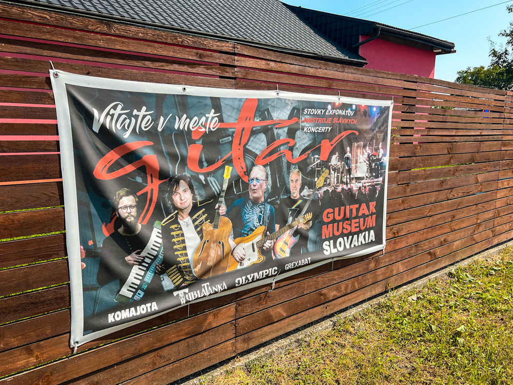 Gitarové múzeum v Sobranciach