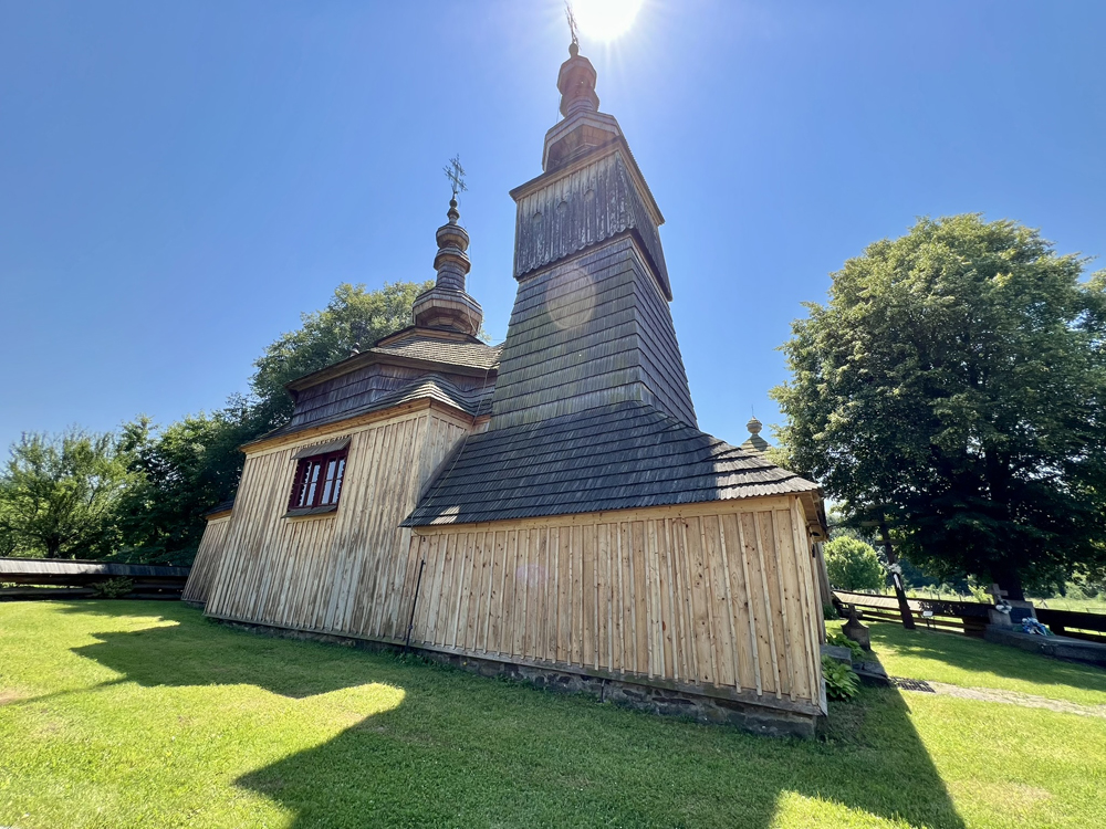 Drevené kostoíky